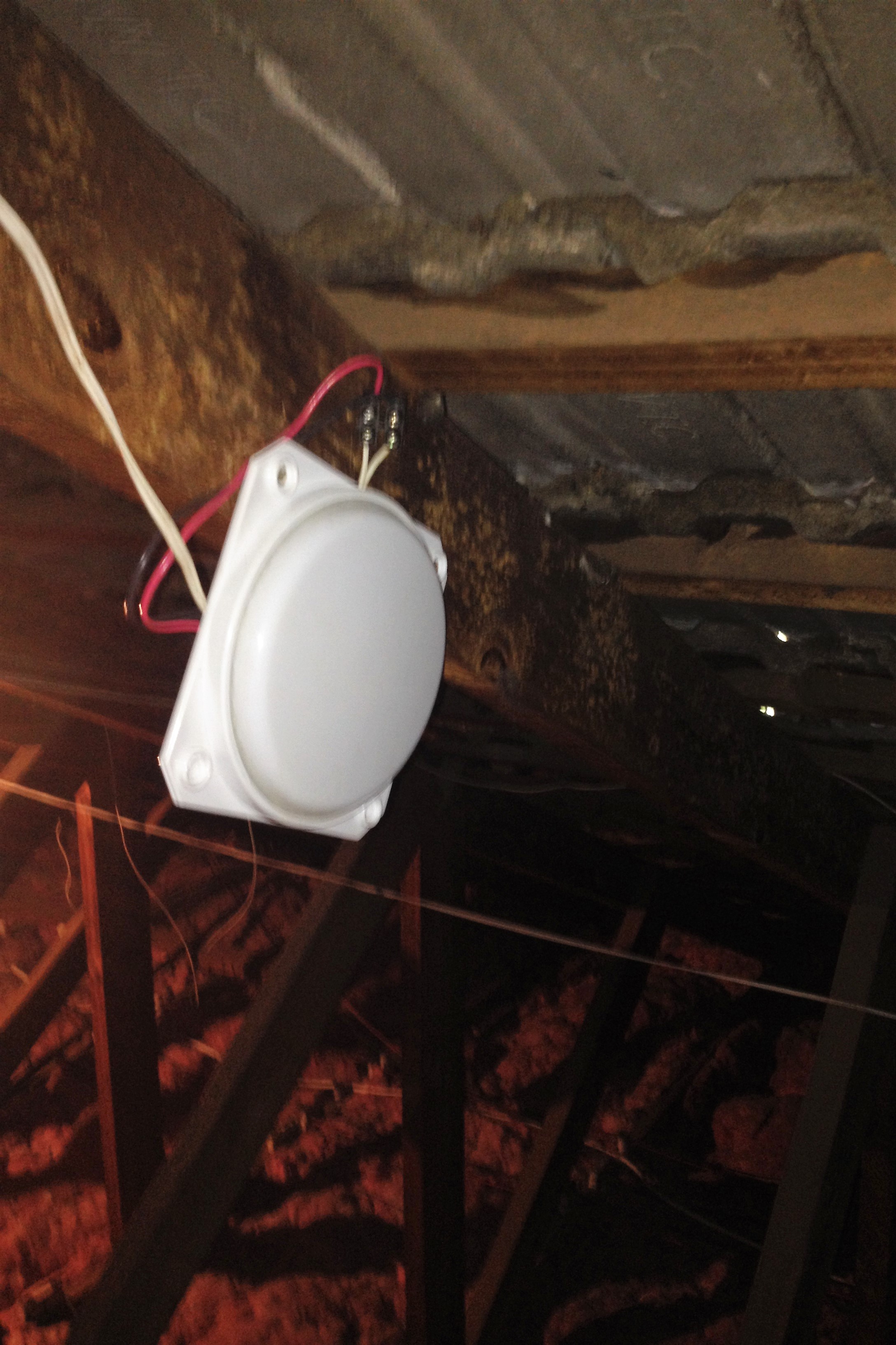 Flasher installed - ceiling